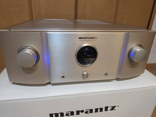 Amplificatore stereo integrato