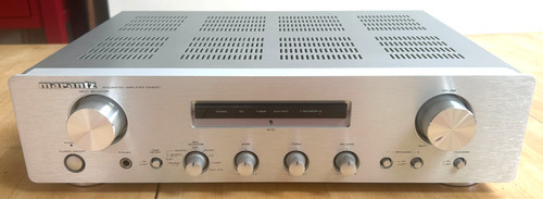 Amplificatore stereo integrato