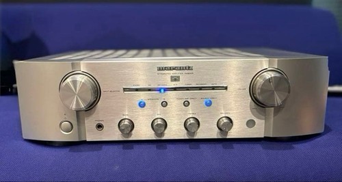 Amplificatore stereo integrato