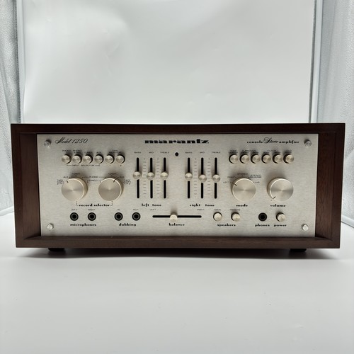 Amplificatore stereo vintage