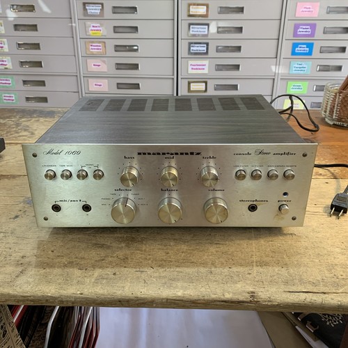 Amplificatore stereo console